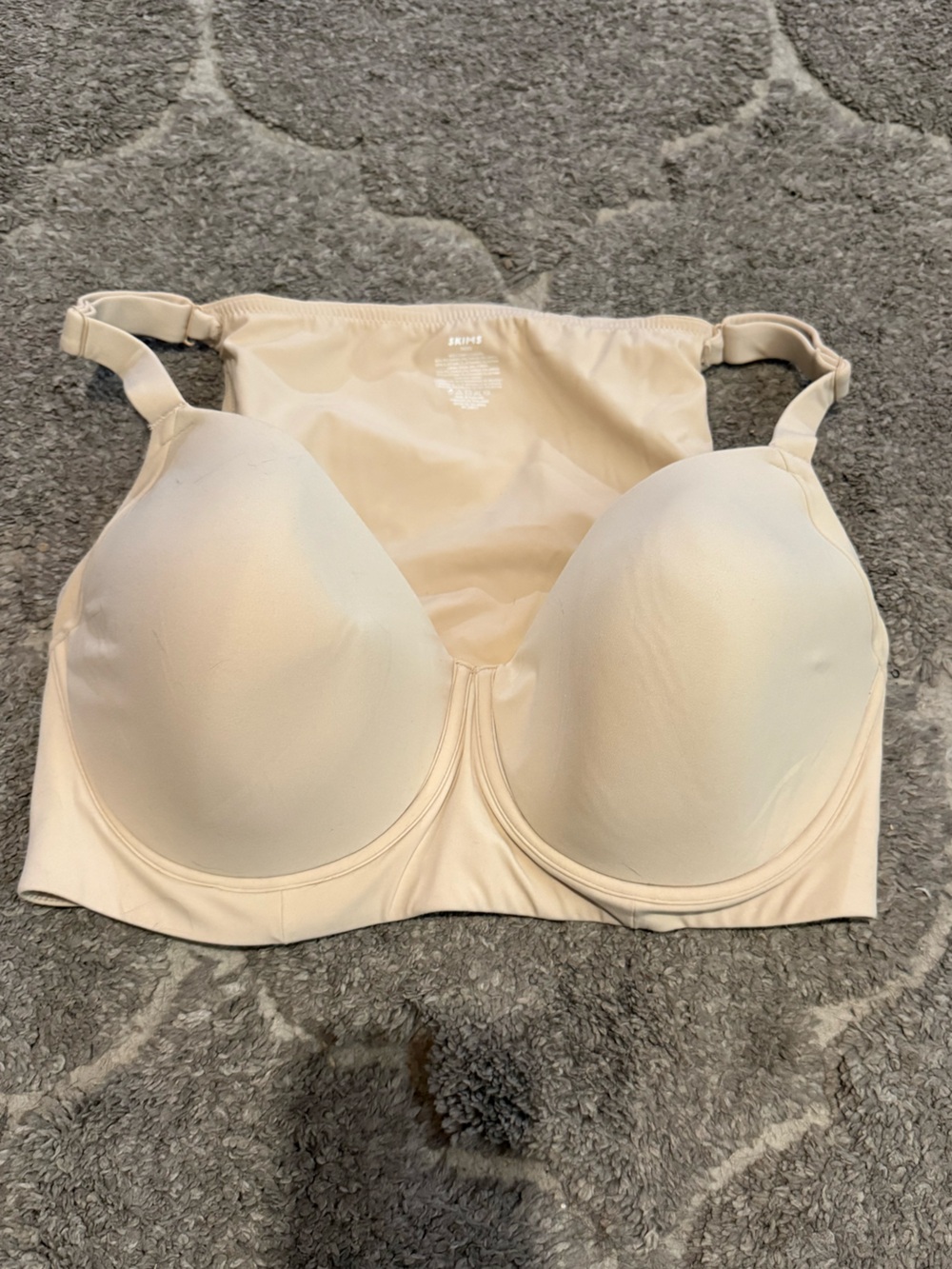 SKIMS Nude/Light Cream Back Smoothing Full Coverage Bra